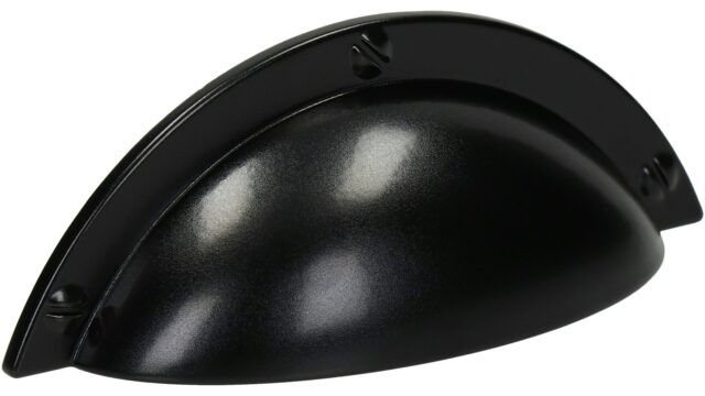 Muschelgriff Elsteraue Metall - Schwarz seidenmatt Pulverbeschichtung - 92 mm lang  vor weißem Hintergrund
