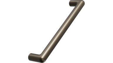 Griff ARCADE Zink - Mattbronze - 334 mm lang vor weißem Hintergrund