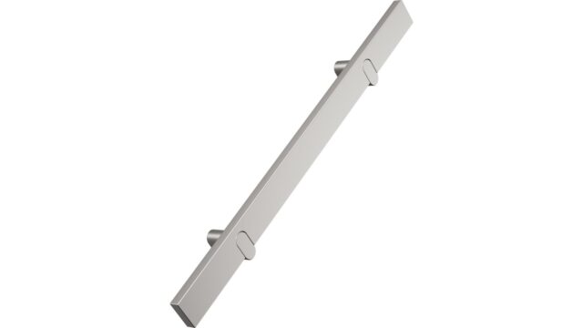Griff REEV Aluminium - Edelstahloptik matt - 760 mm lang vor weißem Hintergrund