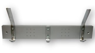 Hakenleiste Bad-Waldsee Holz - buche weißaluminium, Zinkdruckguß - chrom matt - 400 mm lang  vor weißem Hintergrund