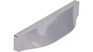 Griffleiste Alsbach Druckguss chrom glänzend - 94 mm lang  vor weißem Hintergrund