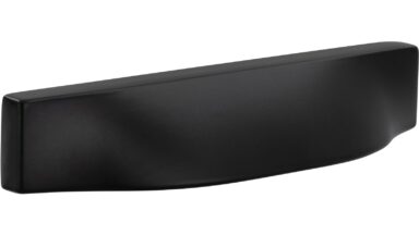 Griffleiste Alsbach Druckguss schwarz matt pulverbeschichtet - 94 mm lang vor weißem Hintergrund