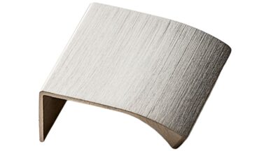 Griffleiste EDGE-Straight Aluminium - Edelstahloptik - 40 mm lang vor weißem Hintergrund