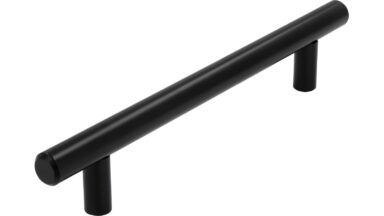 Griff Blankenheim Stahl schwarz matt pulverbeschichtet - 178 mm lang  vor weißem Hintergrund