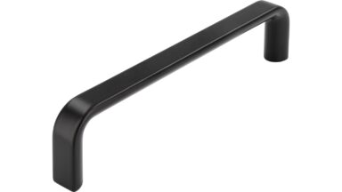 Griff Hemau Druckguss Schwarz matt - 136 mm lang vor weißem Hintergrund