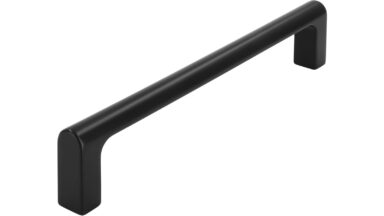 Griff Ilvesheim Druckguss Schwarz matt - 170 mm lang  vor weißem Hintergrund