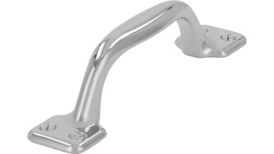 Griff Kamen Druckguss chrom glänzend - 96 mm lang vor weißem Hintergrund