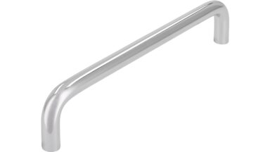 Griff Schöningen Stahl chrom glänzend - 136 mm lang vor weißem Hintergrund